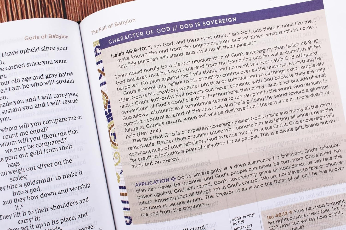 NIV Application Bible, Hardcover, Multi-Cream, Red Letter, Comfort Print: Bringing the Ancient Message of the Bible into Your World (NIV Application Commentary Resources)