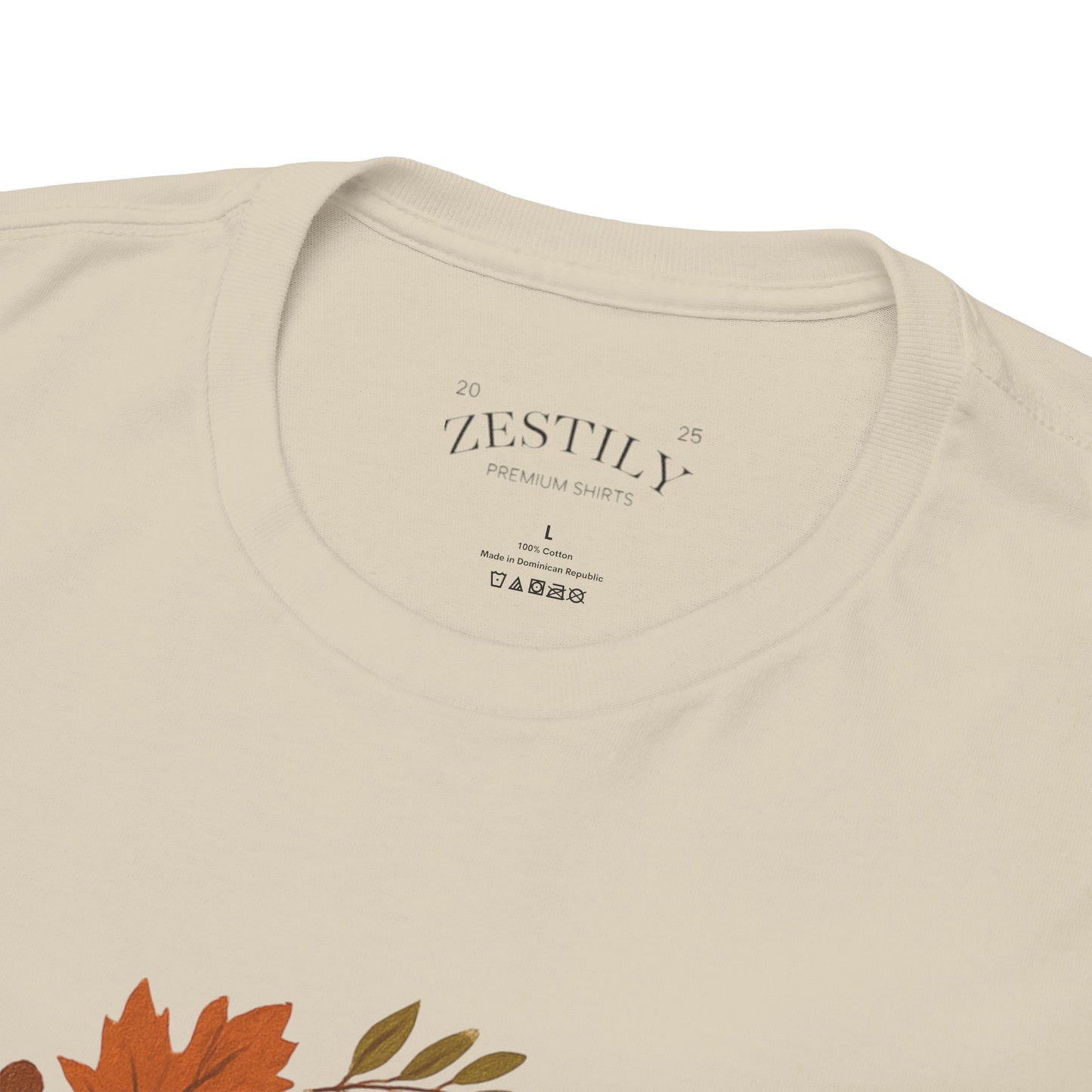 Thankful Fall Tee - Embrace Gratitude, Autumn Style, Perfect for Thanksgiving, Family Gatherings, Everyday Wear, Gifts