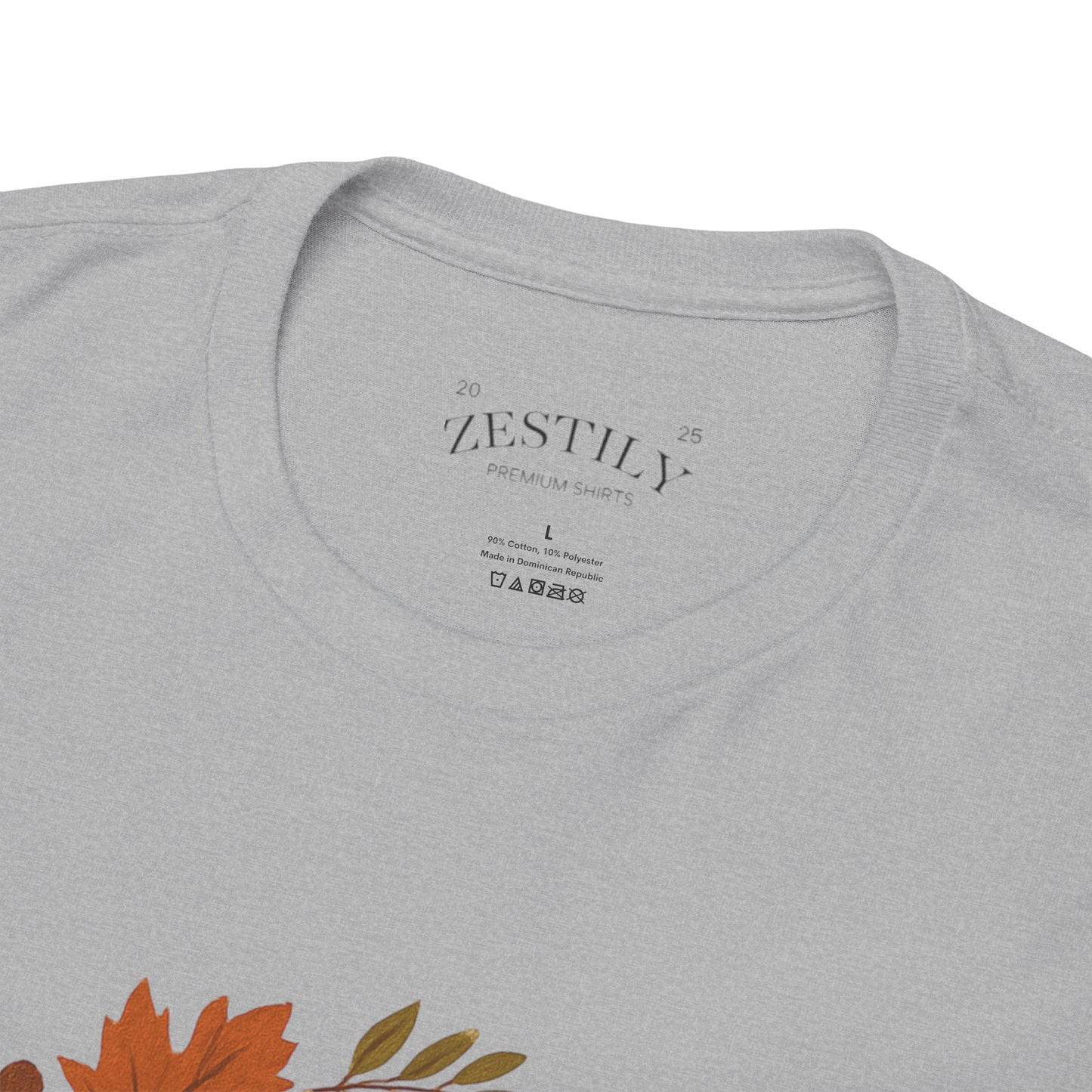 Thankful Fall Tee - Embrace Gratitude, Autumn Style, Perfect for Thanksgiving, Family Gatherings, Everyday Wear, Gifts