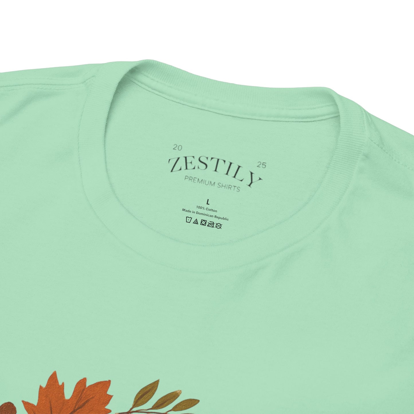 Thankful Fall Tee - Embrace Gratitude, Autumn Style, Perfect for Thanksgiving, Family Gatherings, Everyday Wear, Gifts