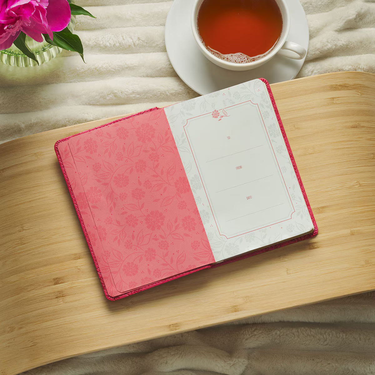 Moments of Grace for Sisters: Stories & Scriptures to Warm Your Heart & Refresh Your Soul